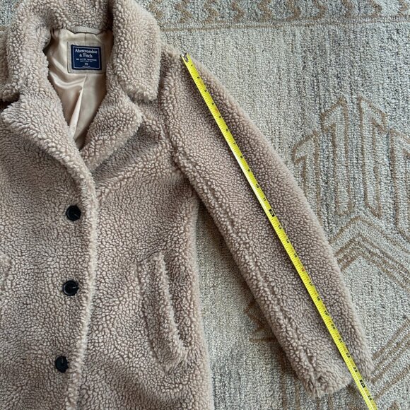 Sherpa Teddy Coat Cozy Neutral Faux Shearling Winter Quiet Luxury Abercrombie XS - Picture 12 of 12